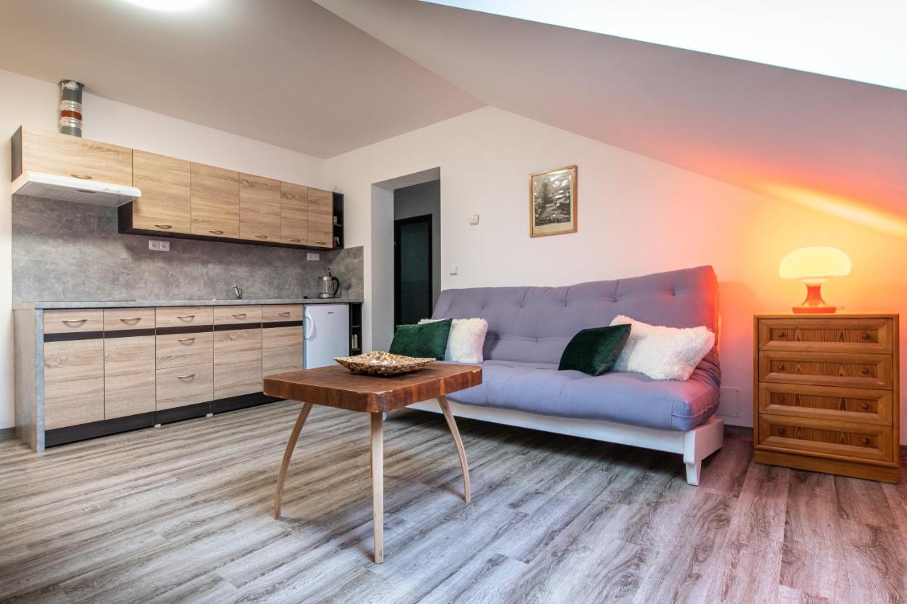 Apartman U Krizku Jihlava Ngoại thất bức ảnh